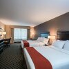 Отель Holiday Inn Express & Suites Green Bay East, an IHG Hotel, фото 30