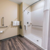 Отель Comfort Suites Marysville Columbus - Northwest, фото 8