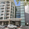 Отель Zodiak's One Bedroom on Viaduct Harbour, фото 1