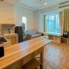 Отель Great Location And Comfy 1Br Apartment At Capitol Park Residence, фото 22