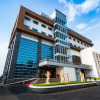 Отель Divine Clarks Inn Suites, фото 1