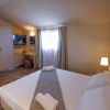 Отель Klaritz Suites, фото 5