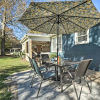 Отель Family-friendly Brenham Bungalow: 1 Mi to Downtown, фото 11