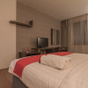 Отель Naval Hotel by RedDoorz, фото 7