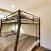 Отель Green Mountain Falls Apt w/ Mountain View, Hot Tub, фото 11