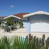 Отель Ocean Breeze Bonaire Apartments, фото 23