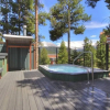 Отель Premier 2 Bedroom Townhome Across From Snowflake Lift - Walk to Lifts, фото 14