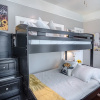 Отель Stunning 3 BR Home Near DT Alamodome - Riverwalk, фото 7