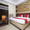 Отель OYO Flagship 12177 Hotel Crystal Inn, фото 3