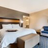 Отель Hampton Inn & Suites Camp Springs/Andrews AFB, фото 17