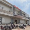 Отель RedDoorz near Exit Toll Sirkuit Sentul, фото 23