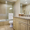 Отель Remington Retreat - 6 Bedrooms Home, фото 9