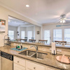 Отель Salty Dog Galveston House < 1 Mi to Beach!, фото 8