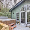 Отель Private Blue Ridge Retreat: Hot Tub & Pool Table!, фото 16