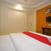 Отель OYO 11601 Hotel Karishma, фото 14