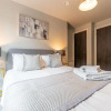 Отель New 2 Bed 2 Bath Apartment Gym and Cinema Room - Birmingham City Centre, фото 2