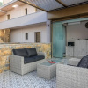 Отель Royalty Suites Loft, фото 2