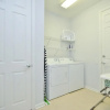 Отель Beautiful Modern Condo, Near Parks-2012, фото 8