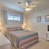 Отель Oak Island Beachfront Condo w/ Community Pool, фото 6