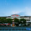 Отель Shaoxing Mengjiangnan Holiday Hotel в Шаоксинге