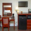 Отель Travelodge by Wyndham Fresno Convention Center Area во Фресне