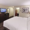 Отель Holiday Inn Express & Suites Pittsburgh West - Greentree, an IHG Hotel, фото 2