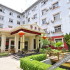 Отель Yuxi Yunxi Hotel, фото 1