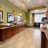 Отель Hampton Inn Roxboro, фото 18