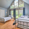 Отель Chic Hedgesville Cabin w/ Golf Course Views!, фото 10