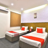 Отель OYO 385 Qamar Residential Units, фото 22