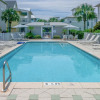 Отель Steps From the Seagrove Beach - Gulf Views - Sleeps 10 - Community Pool, фото 17