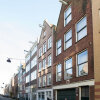 Отель Marigold Apartments в Амстердаме