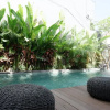 Отель RedDoorz @ Jalan Raya Semat Canggu, фото 11