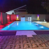 Отель ECR Inn, фото 3