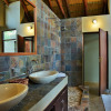 Отель Black Rhino Game Lodge, фото 7