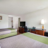 Отель Econo Lodge Airport near Billy Graham Parkway, фото 7