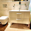 Отель Elegant 2Bed Gem-5star Service-Pools-Gym, фото 7