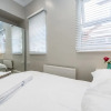 Отель Stylish Apartment 12 Minutes Tube to Oxford Street With Free Wifi and air con, фото 14
