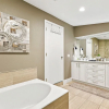 Отель Large Luxury Home W/pool, Hot-tub, Grill/bar, &cin, фото 8