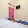 Отель SPOT ON 2419 Rumah Nugraha Hotel Syariah, фото 1