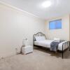 Отель Cozy 3-bedroom home in Vancouver, фото 15