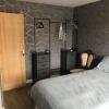 Отель Double Room Next To Burnham Elizabeth Line Station (Adults Only), фото 3