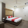 Отель C-9 by Oyo, фото 23