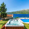 Отель Beachfront Villa Gabriela with Pool, фото 33