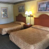 Отель Luxe Inn and Suites, фото 13