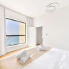 Отель Luxury JBR - Full Sea View - Free Beach Resorts Access, фото 3