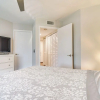 Отель Modern Isla Del Sol Condo: Walk to St. Pete Beach!, фото 7