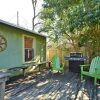 Отель Hip 2BR Austin Bungalow by RedAwning, фото 15