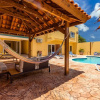 Отель NEW 6br6 5BA Villa 200m to Beach w Privatepool, фото 22
