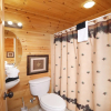 Отель Mountain Sunrise - Five Bedroom Cabin, фото 10